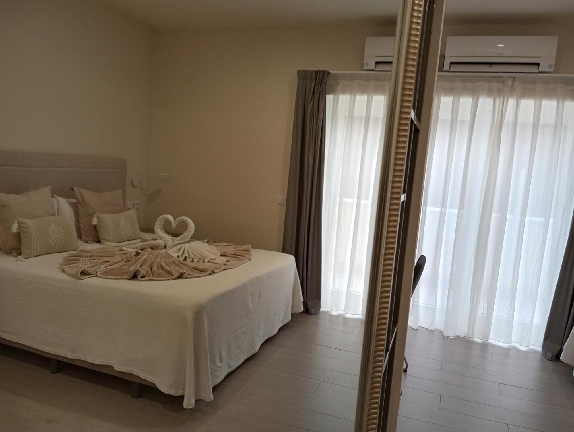 Hostal La Estacion Terrazas Μαδρίτη Εξωτερικό φωτογραφία