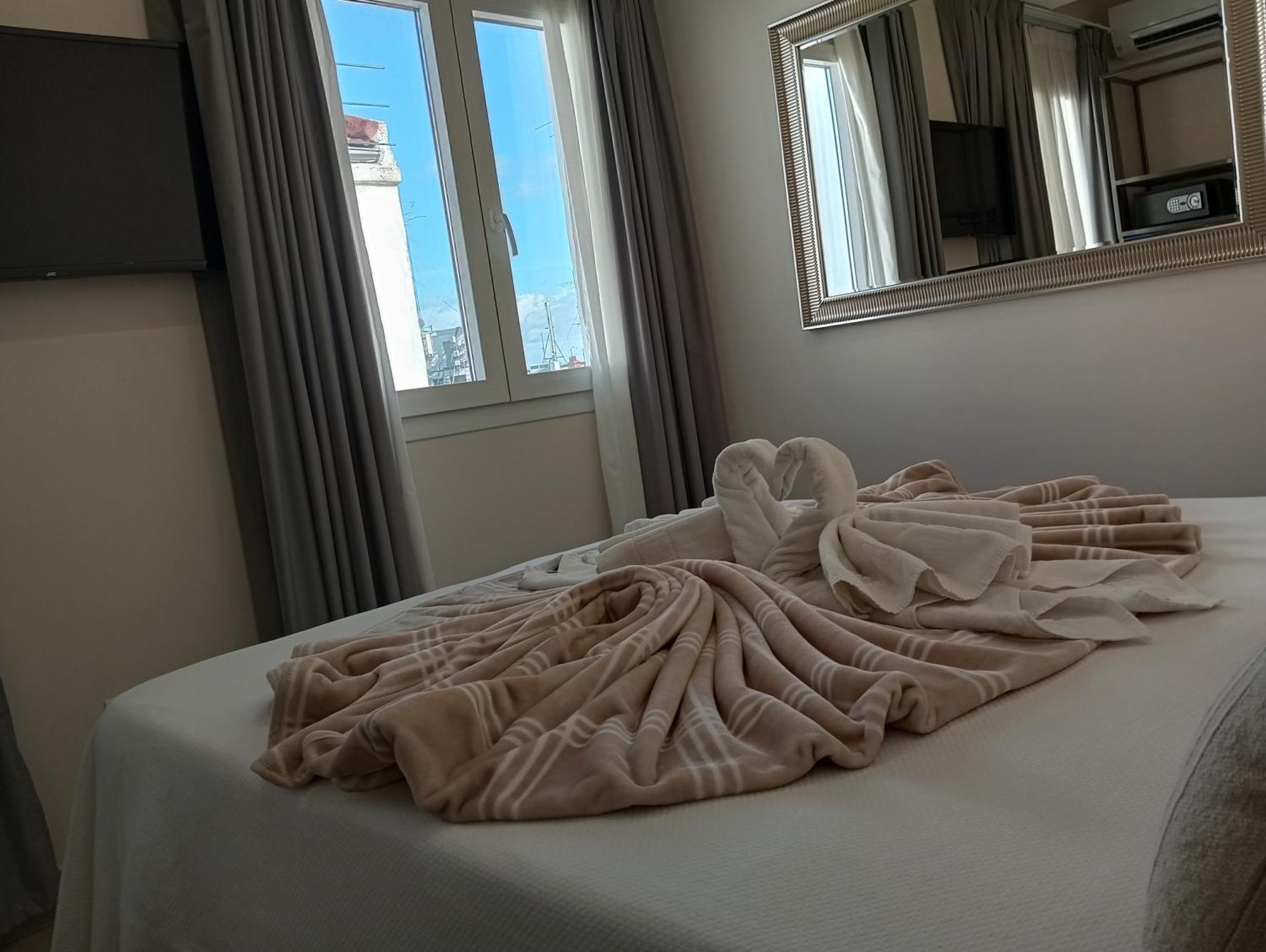 Hostal La Estacion Terrazas Μαδρίτη Εξωτερικό φωτογραφία